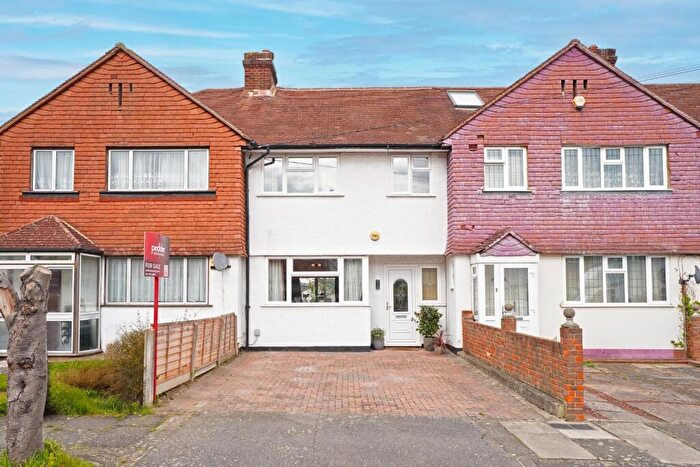 3 Bedroom House For Sale In Bearstead Rise, Brockley, London, SE4