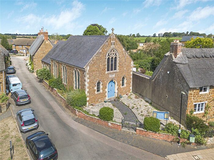 Detached House For Sale In Adderbury, Banbury, Oxfordshire, OX17