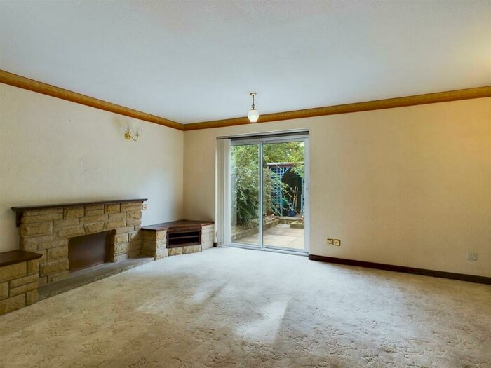 3 Bedroom End Of Terrace House For Sale In Nuthatch Gardens, Bristol, BS16