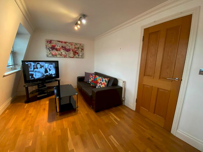 1 Bedroom Flat To Rent In Cromwell Road, London, SW7
