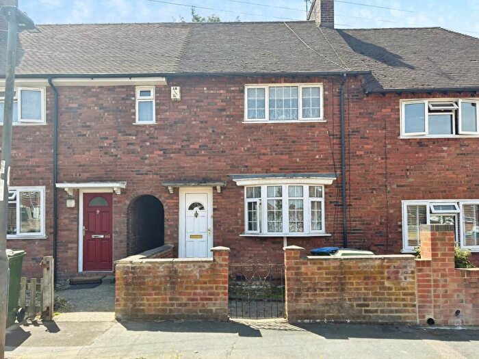 3 Bedroom Terraced House For Sale In Churchbury Road, London, SE9