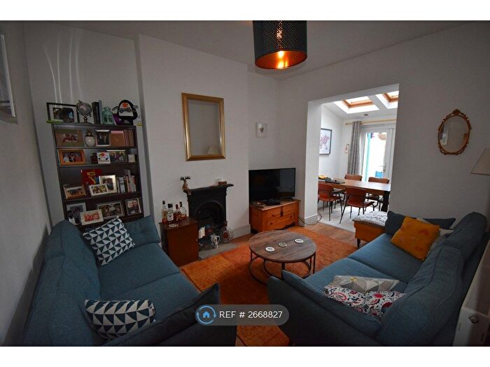 2 Bedroom Terraced House To Rent In Mortimer Road, Cardiff, CF11