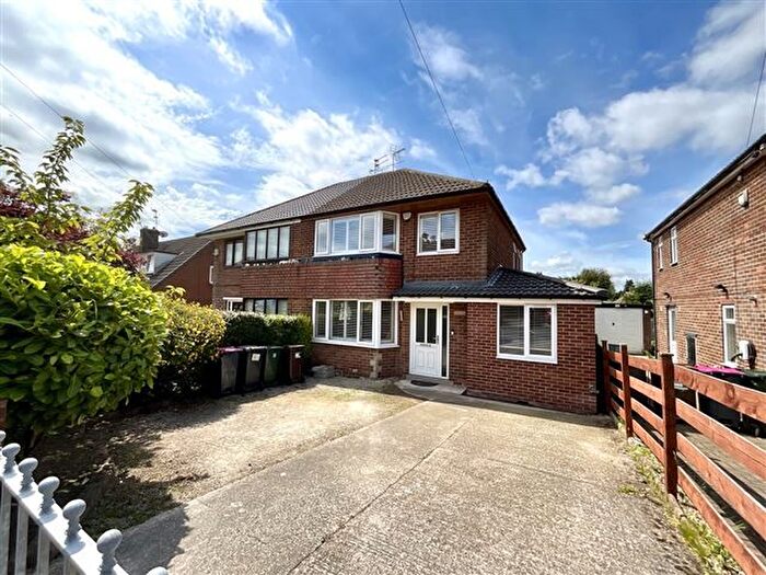 4 Bedroom Semi-Detached House For Sale In Rosslyn Avenue, Aston, Sheffield, S26