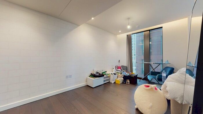 2 Bedroom Flat To Rent In Bondway, London, SW8