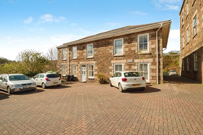 2 Bedroom Flat For Sale In Treruffe Hill, Redruth, Cornwall, TR15