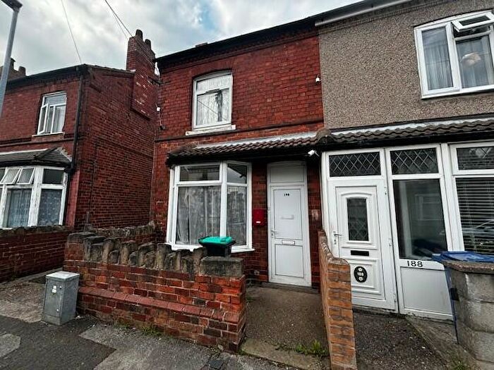 3 Bedroom Terraced House To Rent In Victoria Street, Mansfield, NG17