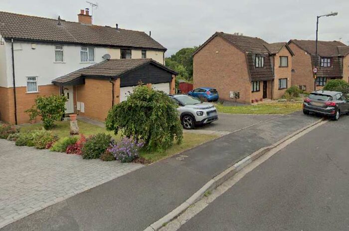 3 Bedroom Semi-Detached House To Rent In Tibbott Walk, Bristol, BS14