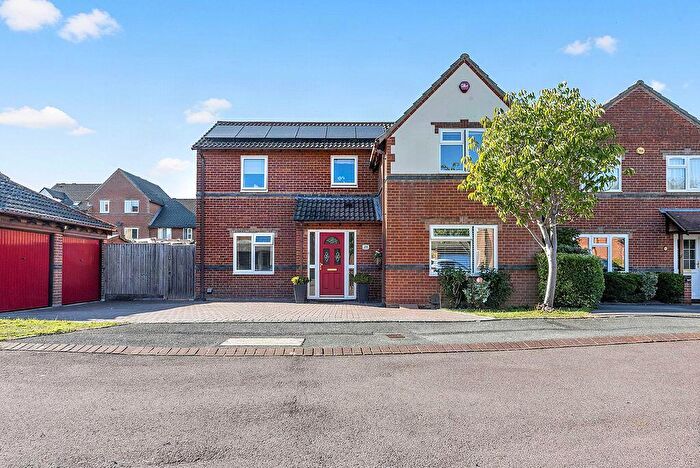 4 Bedroom Detached House For Sale In Blakesley Lane, Anchorage Park, PO3