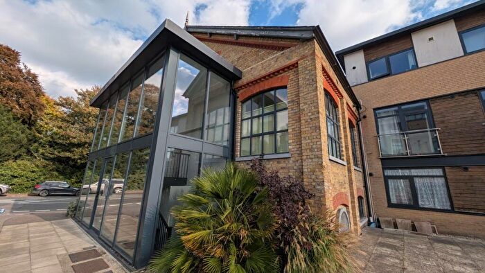 2 Bedroom Flat To Rent In Crabble Hill, Dover, Kent, CT17