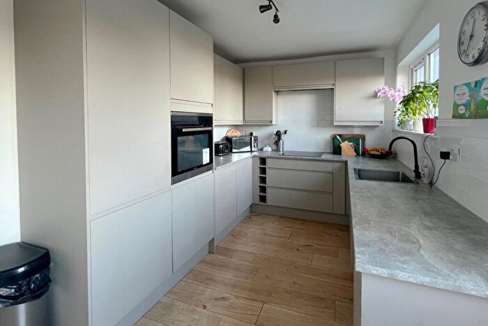 3 Bedroom Terraced House For Sale In Stake Piece Road, Royston, SG8