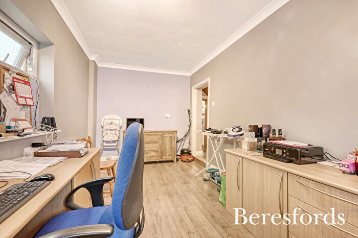 4 Bedroom Detached House For Sale In Marshes, Burnham-on-Crouch, CM0