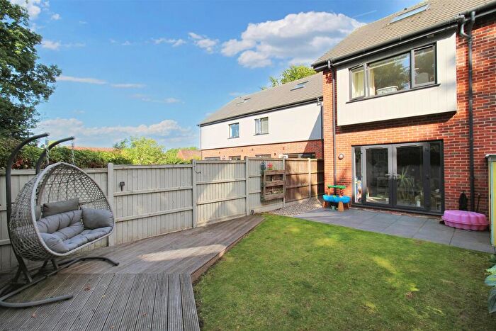 3 Bedroom End Of Terrace House For Sale In Gale Gardens, Aylsham, NR11
