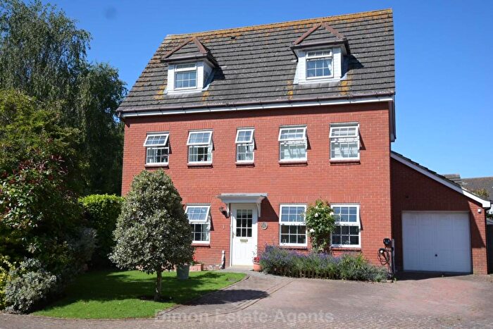 5 Bedroom Detached House For Sale In Britannia Way, Priddy`s Hard, PO12