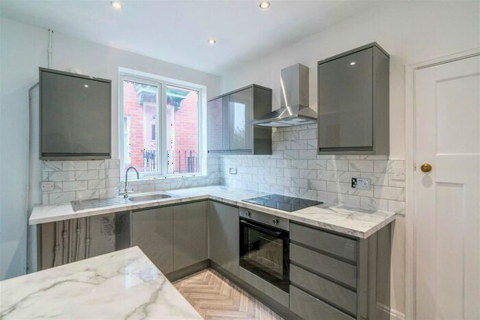 2 Bedroom Flat To Rent In Wych Elm Crescent, High Heaton, NE7