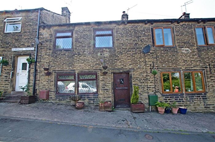 2 Bedroom Cottage For Sale In Burrwood Terrace, Holywell Green, Halifax, HX4