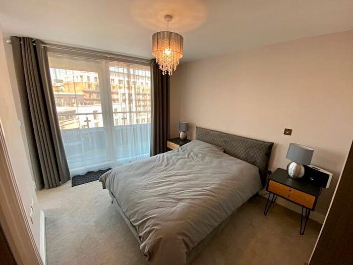 2 Bedroom Apartment To Rent In Bridge Avenue, Maidenhead, SL6