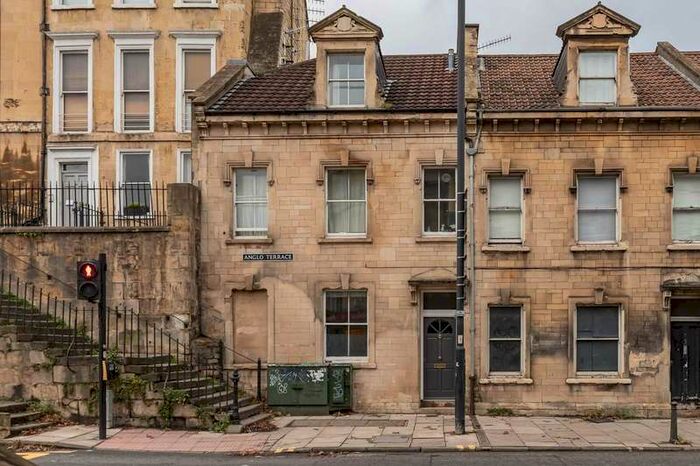 1 Bedroom Apartment To Rent In Anglo Terrace, London Road, BA1