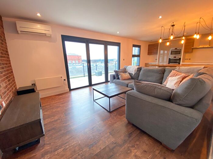 3 Bedroom Flat To Rent In Paragon Mill, Cotton Street, Ancoats, Manchester, M4