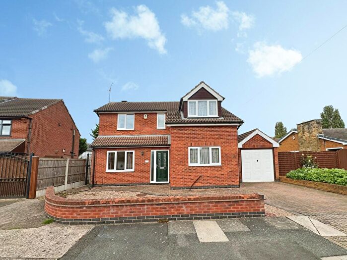 3 Bedroom Detached House For Sale In Newland Close, Nottingham, NG9
