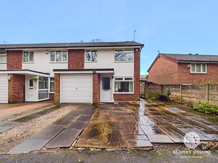 3 Bedroom Semi Detached House For Sale In Selborne Street, Blackburn, BB2