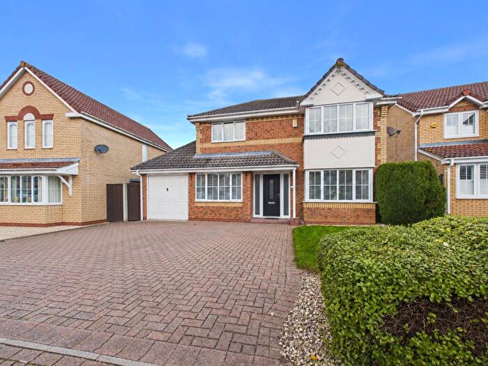 4 Bedroom Detached House For Sale In Kilowan Close, Langdon Hills, Basildon, Essex, SS16