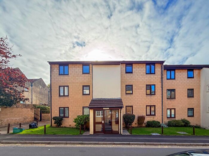 2 Bedroom Apartment For Sale In Devonshire Buildings, Bear Flat, BA2