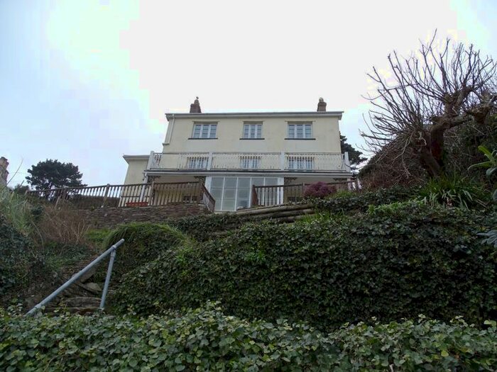 3 Bedroom Property To Rent In Talland Hill, Polperro, Looe, PL13