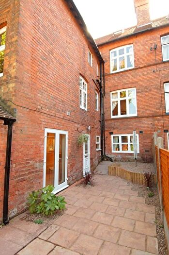 2 Bedroom Property To Rent In Coleshill Street, Sutton Coldfield, B72