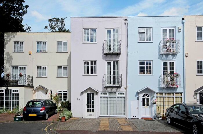 5 Bedroom Detached House To Rent In Eaton Drive, Kingston Upon Thames, Greater London, KT2