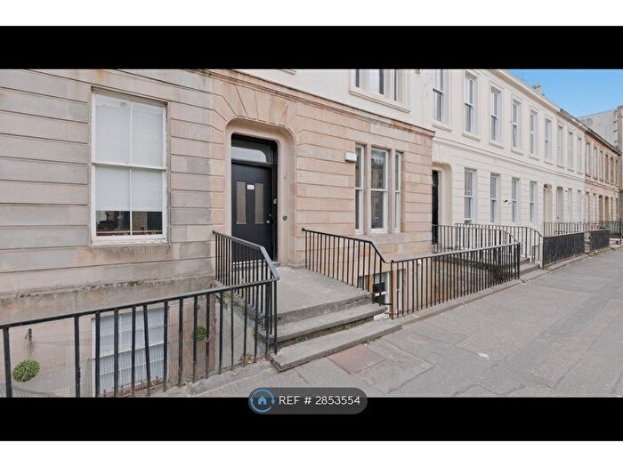 4 Bedroom Flat To Rent In Glasgow, Glasgow, G3