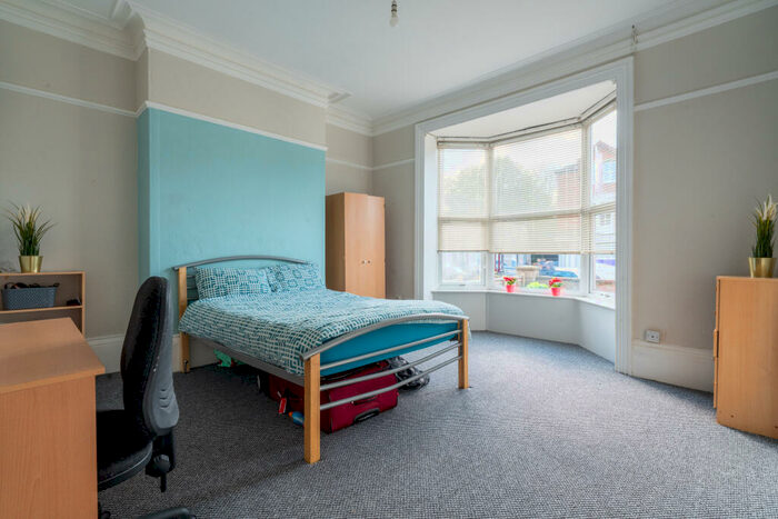 6 Bedroom Terraced House To Rent In Carholme Road, Lincoln, LN1