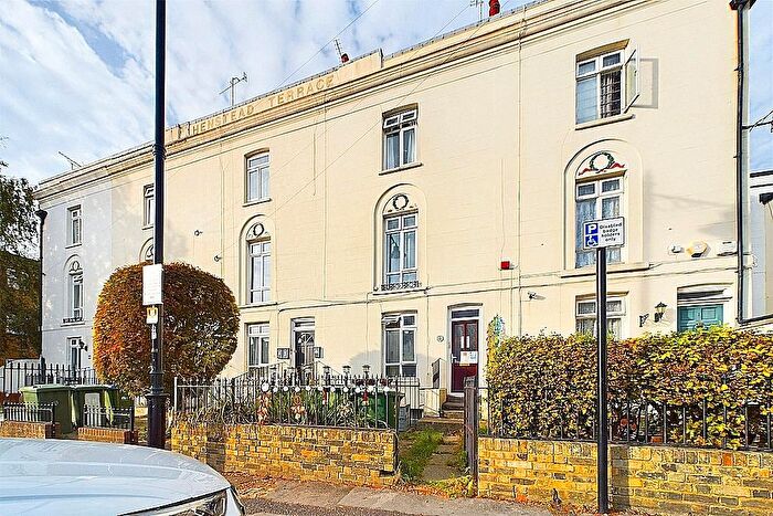 Studio To Rent In Henstead Road, Southampton, Hampshire, SO15