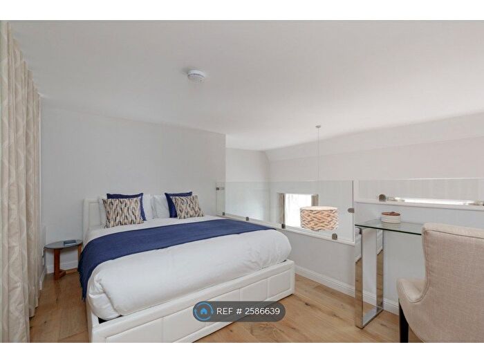 1 Bedroom Flat To Rent In Mcdonald Road, Edinburgh, EH7