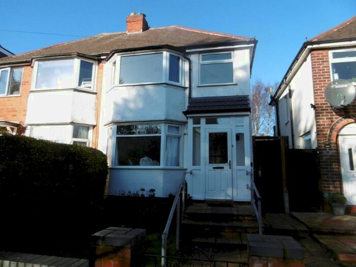3 Bedroom Semi-Detached House To Rent In Edgemond Avenue, Pypes Hayes, B24