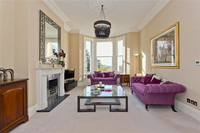 2 Bedroom Flat To Rent In Richmond Hill, Richmond, Surrey, TW10