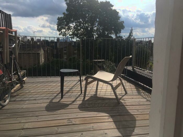 1 Bedroom Flat To Rent In Church Street, Stoke Newington, London, N16