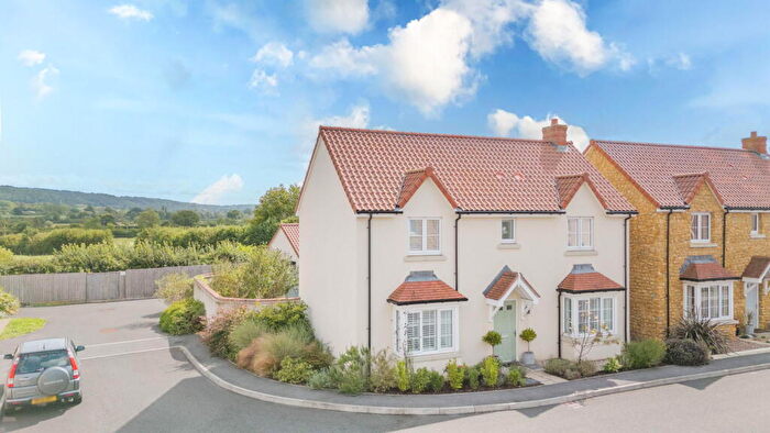 4 Bedroom Detached House For Sale In Potters View, Congresbury, BS49