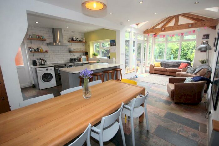 4 Bedroom Semi-Detached House To Rent In Oaklea Avenue, Chester, CH2