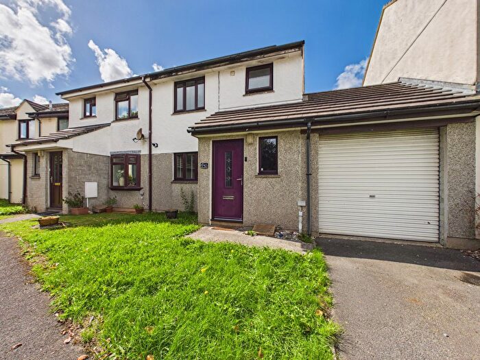 3 Bedroom Terraced House For Sale In Seneschall Park, Helston, TR13