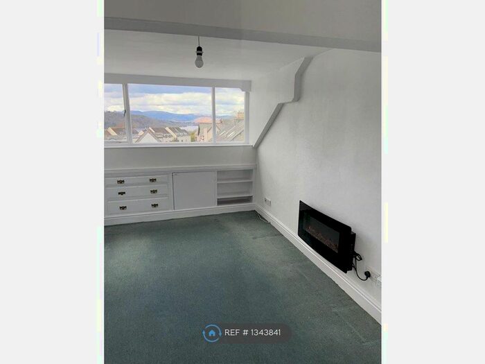 1 Bedroom Flat To Rent In Craig Walk, Bowness On Windermere, LA23