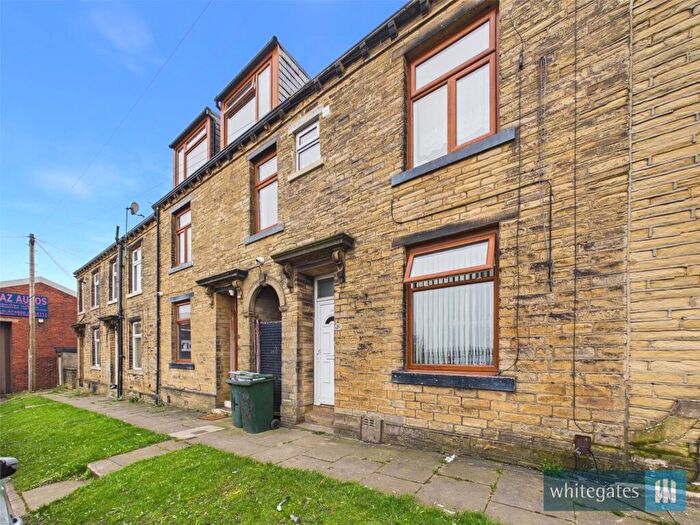 3 Bedroom Terraced House For Sale In Jennings Place, Bradford, West Yorkshire, BD7