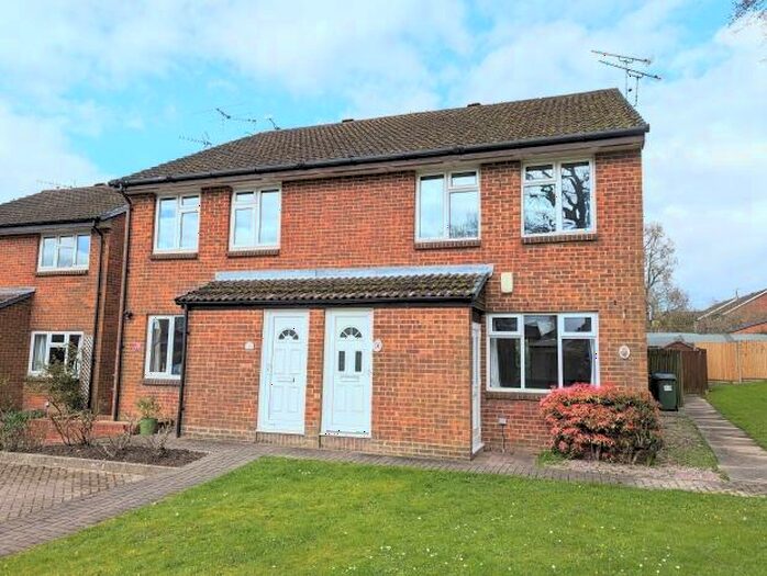 1 Bedroom Maisonette To Rent In Singleton Road, Broadbridge Heath, RH12