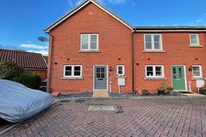 3 Bedroom Property To Rent In Roys Place, Taunton, TA2