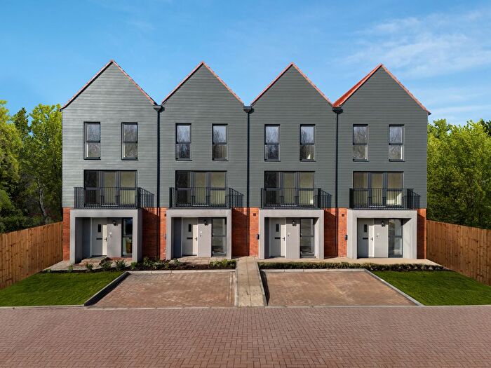 3 Bedroom Property For Sale In "Portman Mid Bedroom" At Roman Way, Rochester, ME2