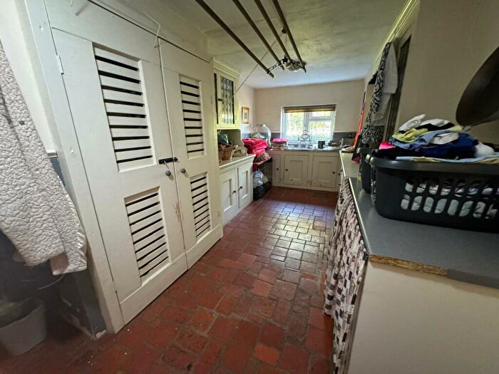 3 Bedroom Detached House For Sale In Wood Farm, East Fenside, Stickney, Lincolnshire, PE22