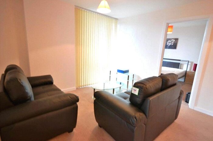 2 Bedroom Apartment To Rent In Spectrum - Block, Salford, Manchester City Centre, Greater Manchester, M3