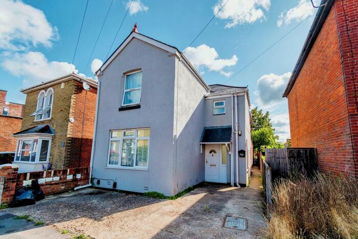 5 Bedroom Detached House For Sale In Oxford Road, Southampton, Hampshire, SO14