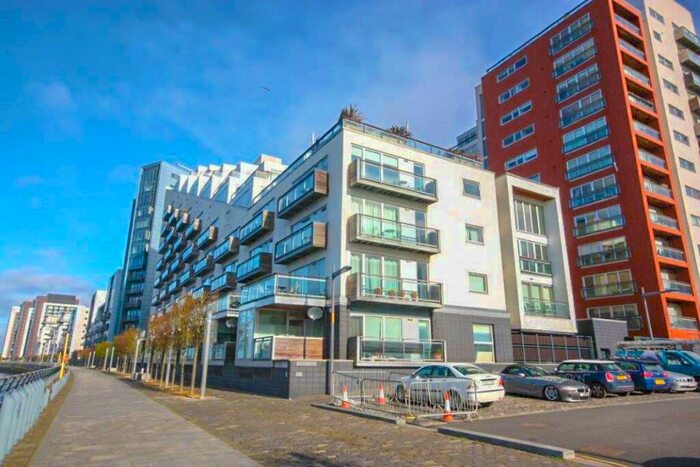 2 Bedroom Flat To Rent In Flat /, Meadowside Quay Walk, G11