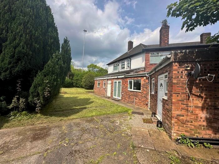 3 Bedroom Flat To Rent In Bowring Park Road, Broadgreen, Liverpool, L14