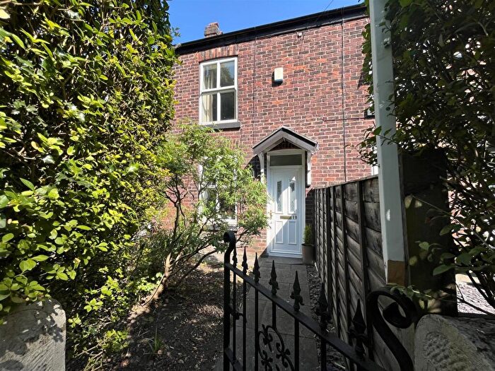 2 Bedroom House To Rent In Hawthorn Street, Wilmslow, Cheshire, SK9